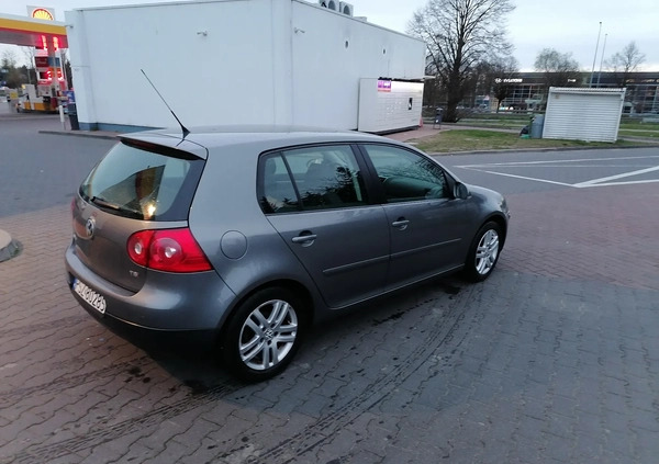 Volkswagen Golf cena 17000 przebieg: 140717, rok produkcji 2008 z Poznań małe 191